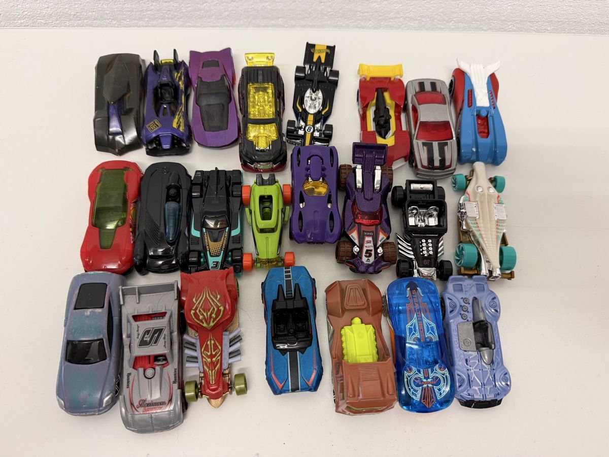 Hot Wheels Spielzeuge: Hot Wheels Set mit Autos – Gebraucht aus Hombrechtikon von come01 1