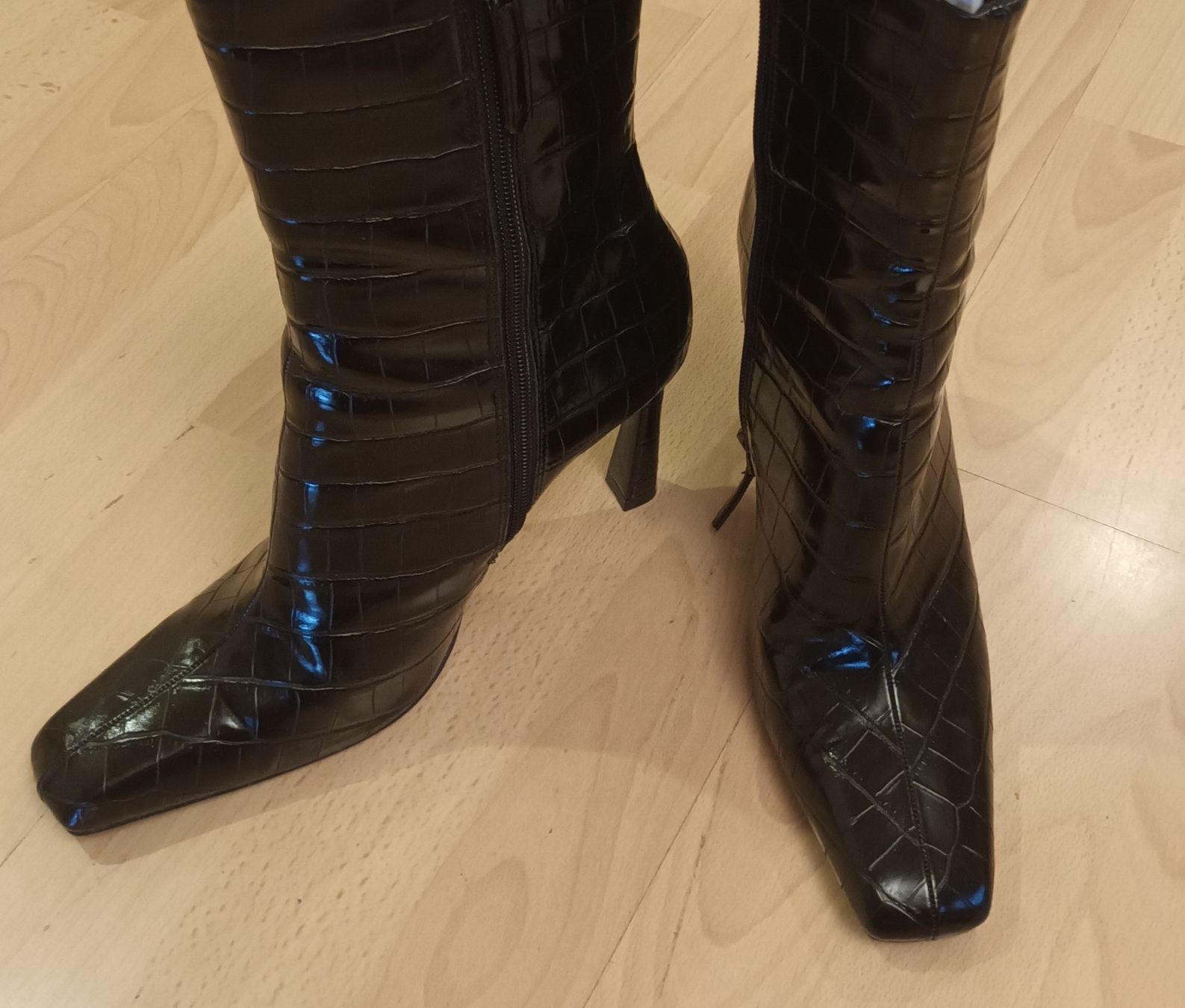 Mango Chaussures femmes: MANGO: Schwarze Stiefeletten, Grösse 40 – Neuf (Voir description) à Winterthur par Bartrg77 4