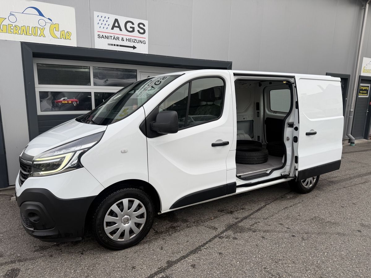 Renault Véhicules utilitaires: Renault Trafic 2.0 dCi  – D'occasion à Däniken SO par Geraluxcar 2