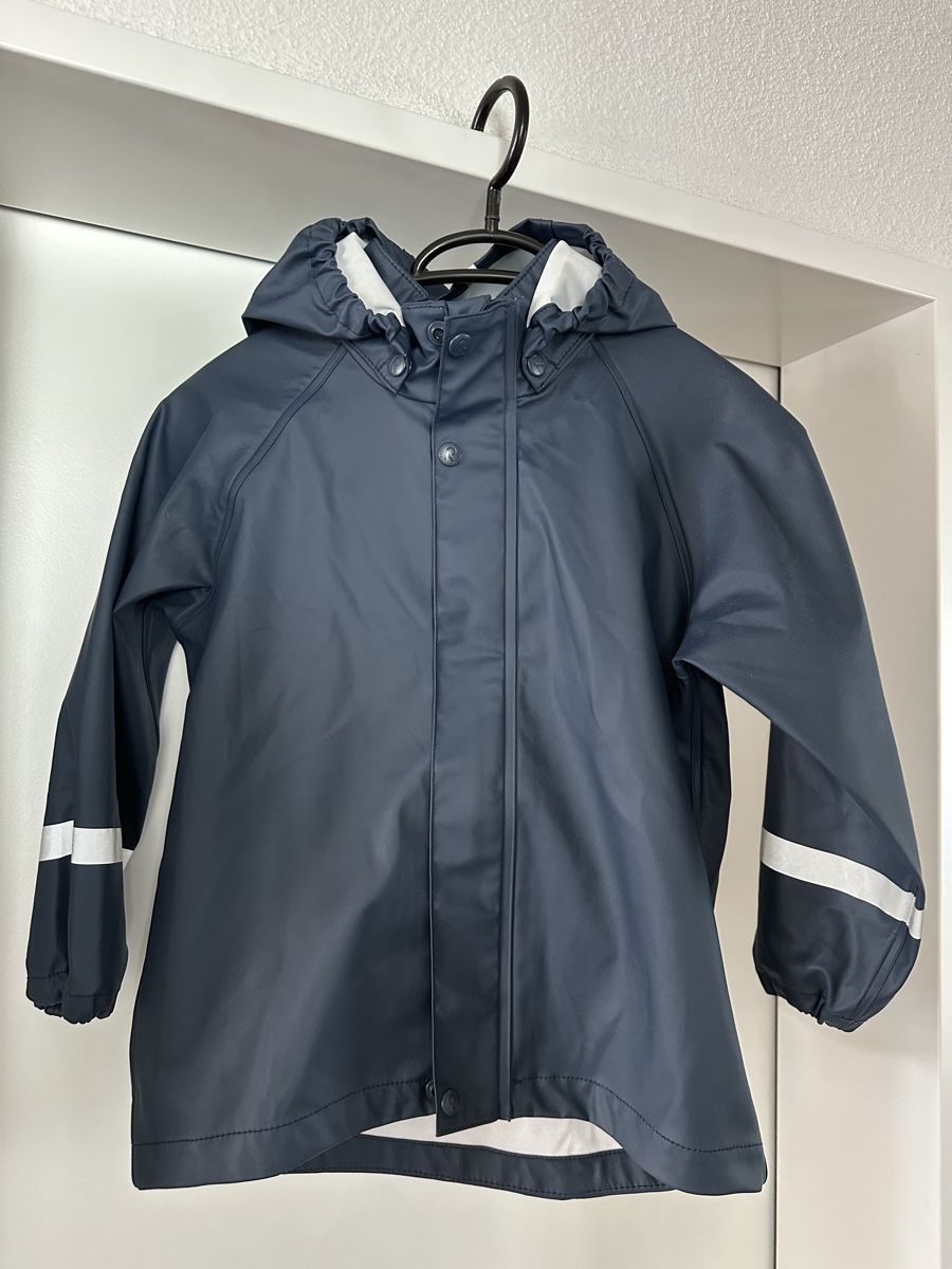 Reima Vestes & Manteaux: Reima Regenjacke Gr. 116 – D'occasion à Glattpark(Opfikon) par Glatt19
