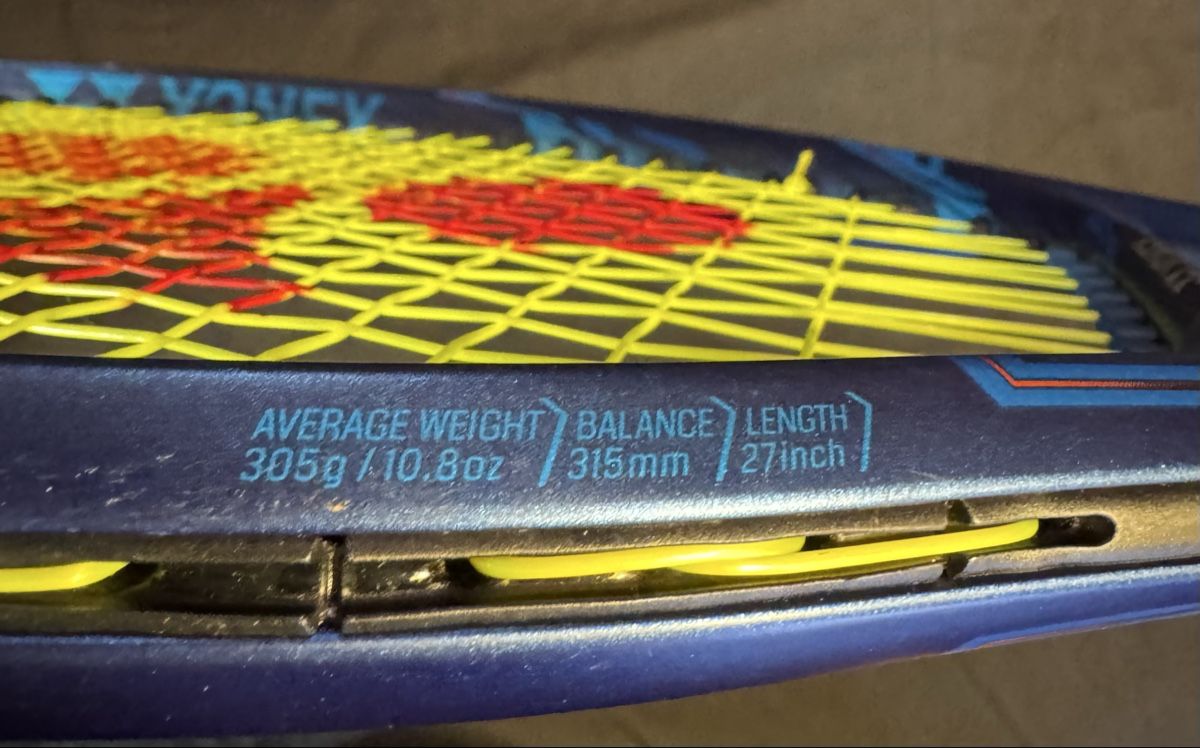 Yonex Racchette: Yonex EZONE 98, 305g, Griffgrösse 3 – Usato da Wettingen venduto da Chuljaa 1