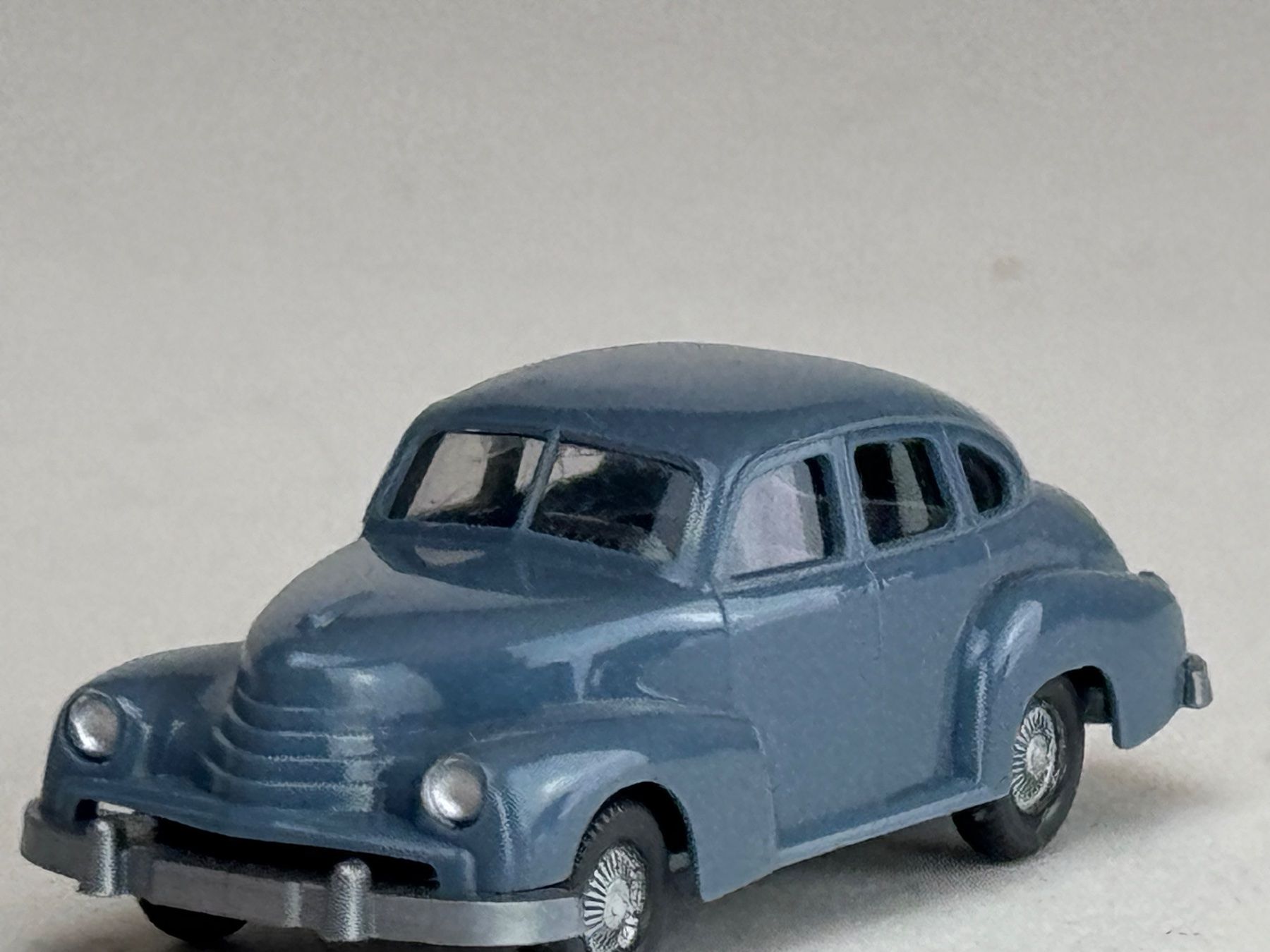 Wiking Modellini d'auto: Opel Kapitän graublau – Usato da Elm venduto da Wikmtz
