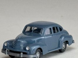 Opel Kapitän graublau