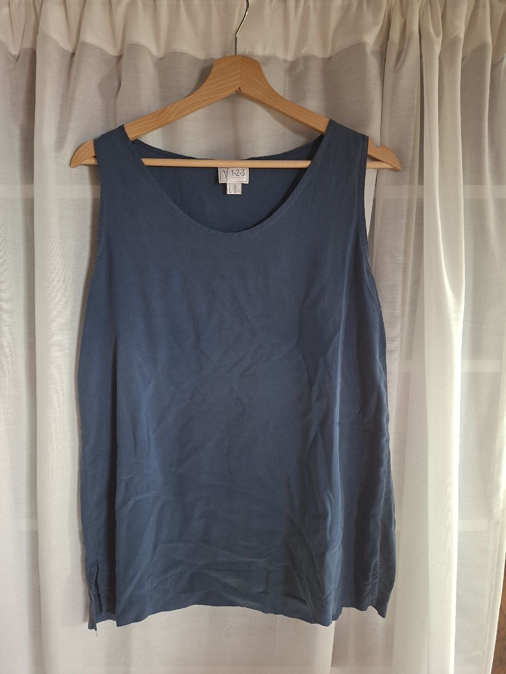 Top: Top 1.2.3 vintage - T. L – Usato da Lausanne venduto da Super-cerise