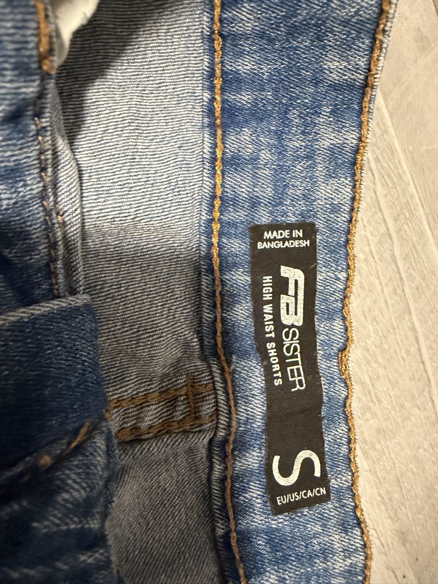 Jeans: Shorts in Grau – Nuovo (secondo la descrizione) da Zürich venduto da Dar_bgc8 2