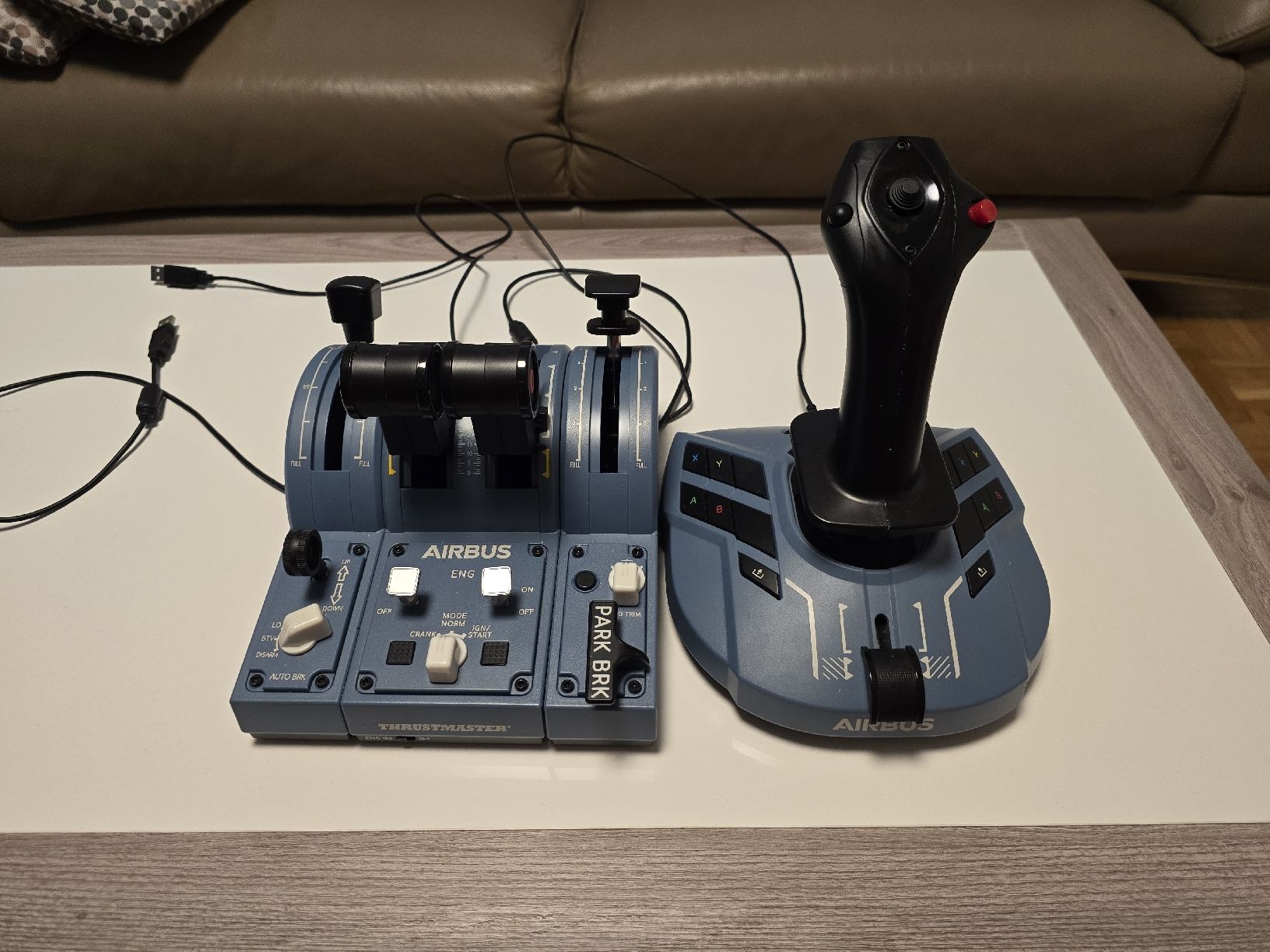 Thrustmaster TCA Airbus Flugsimulator Komplettset (Neu (gemäss ...