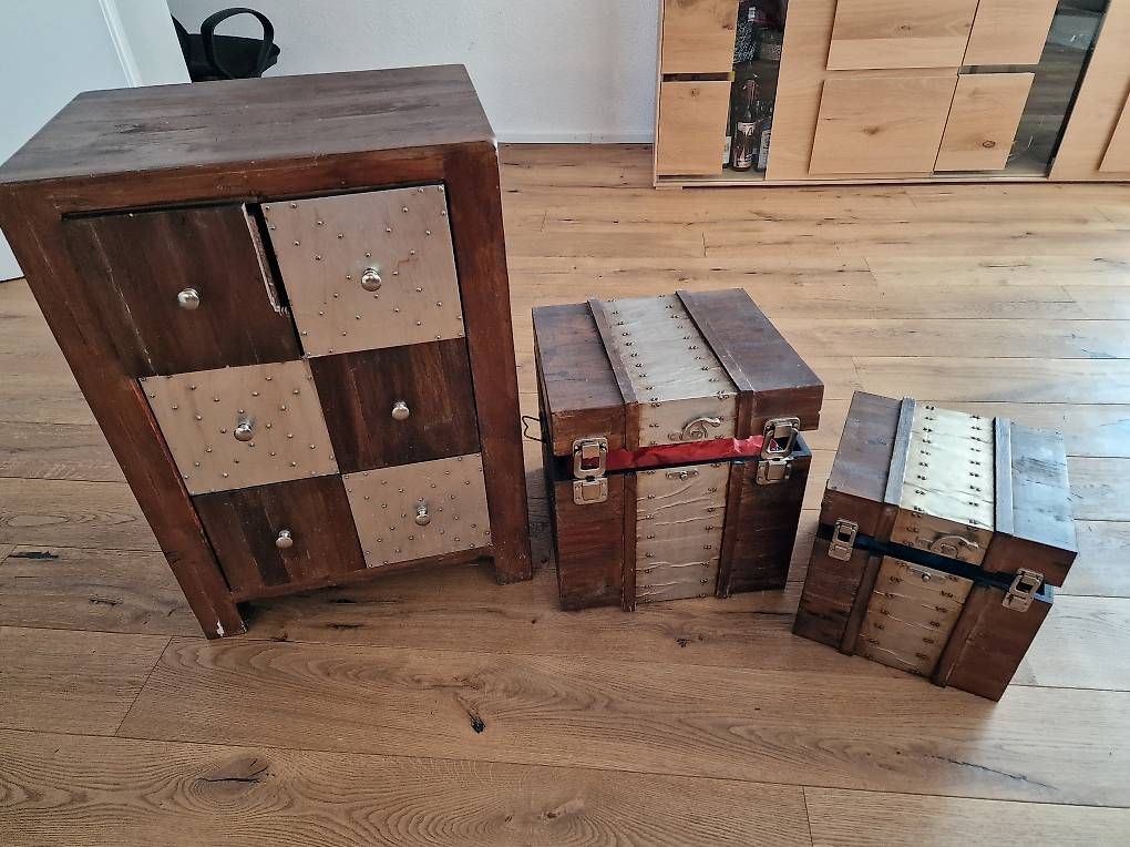 Cassettiere: Möbel Kommode rustikal – Usato da Heerbrugg venduto da Jeton.Keka 2