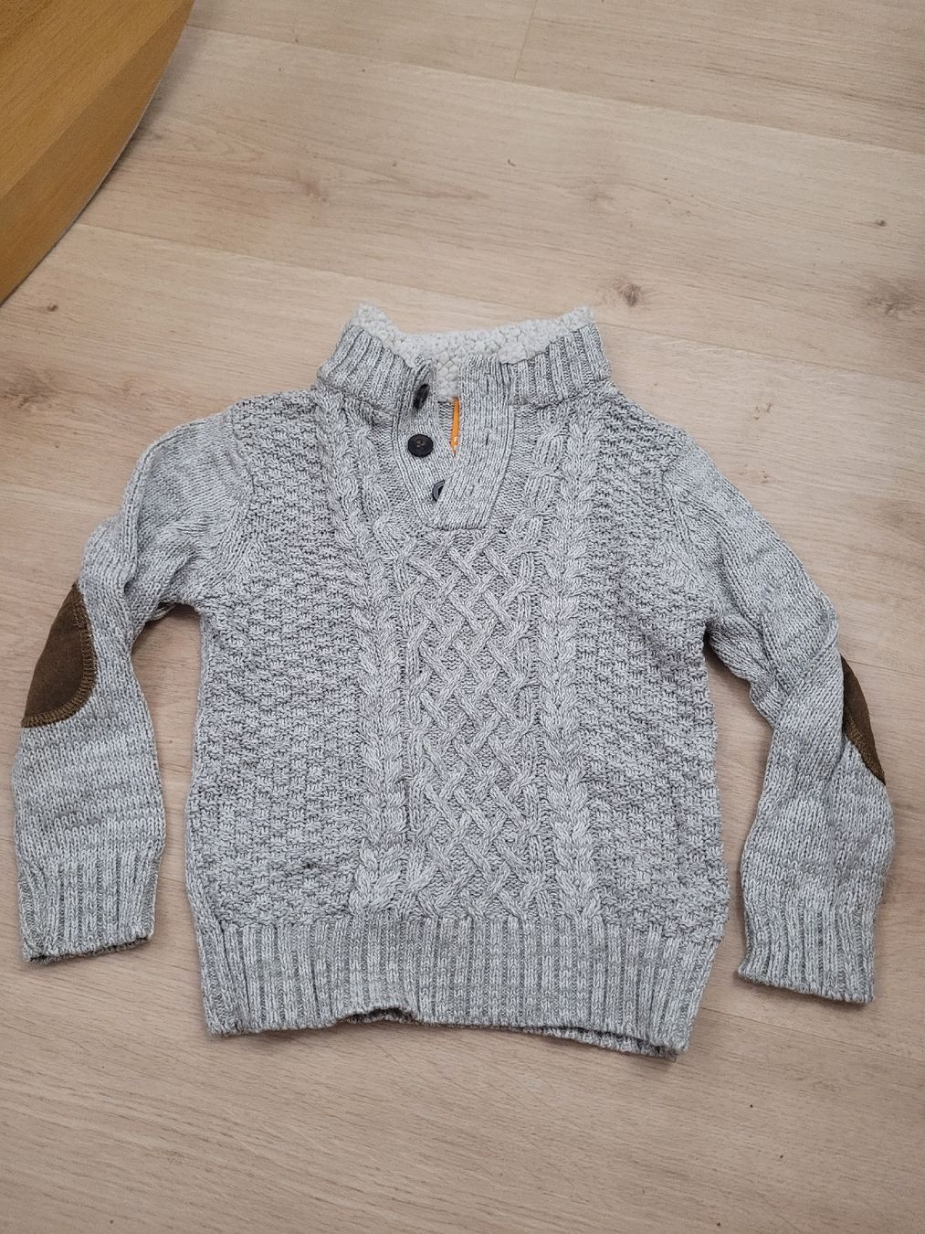 Maglioni & Felpe: pullover Gr.104 – Usato da Lupsingen venduto da sta_wgg5