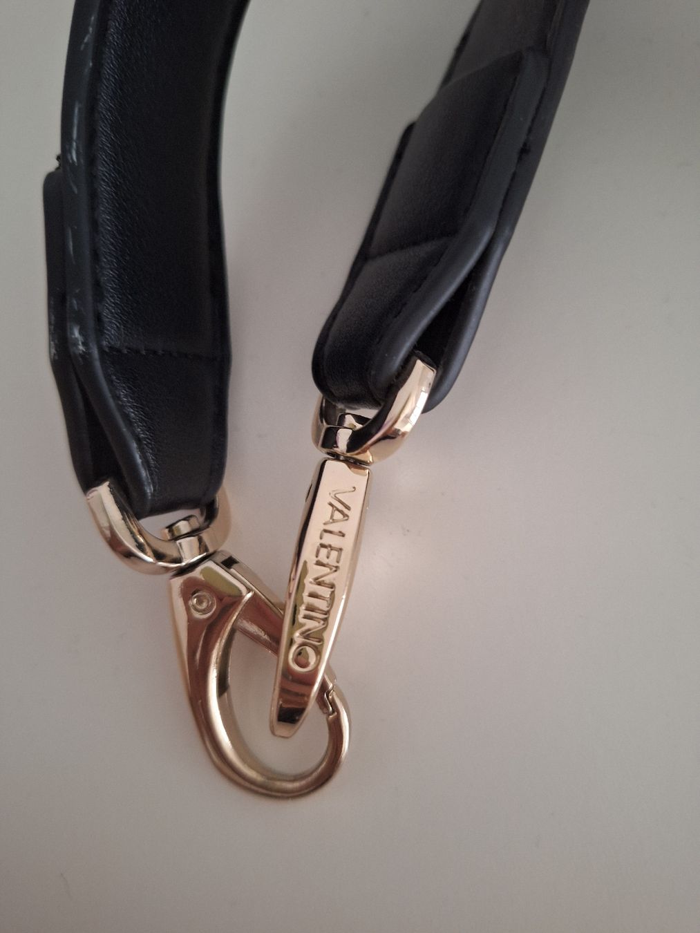 Valentino Taschen für Damen: Valentino Tasche – Gebraucht aus Mumpf von SwissDi 3