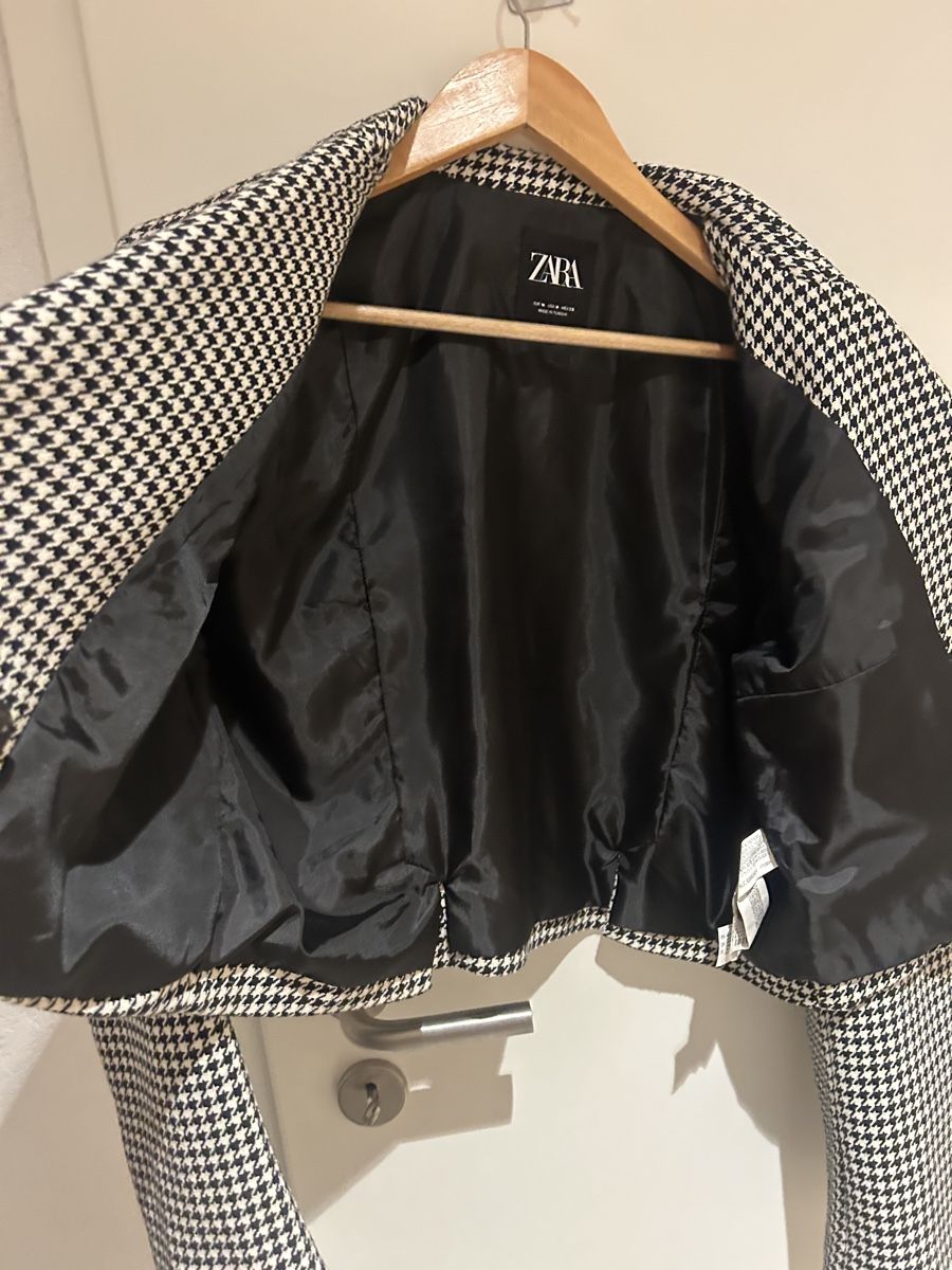 Zara Giacche: Zara Cropped Blazer, Size M - New – Nuovo e nell'imballaggio originale da Marin-Epagnier venduto da Kty_1907 2