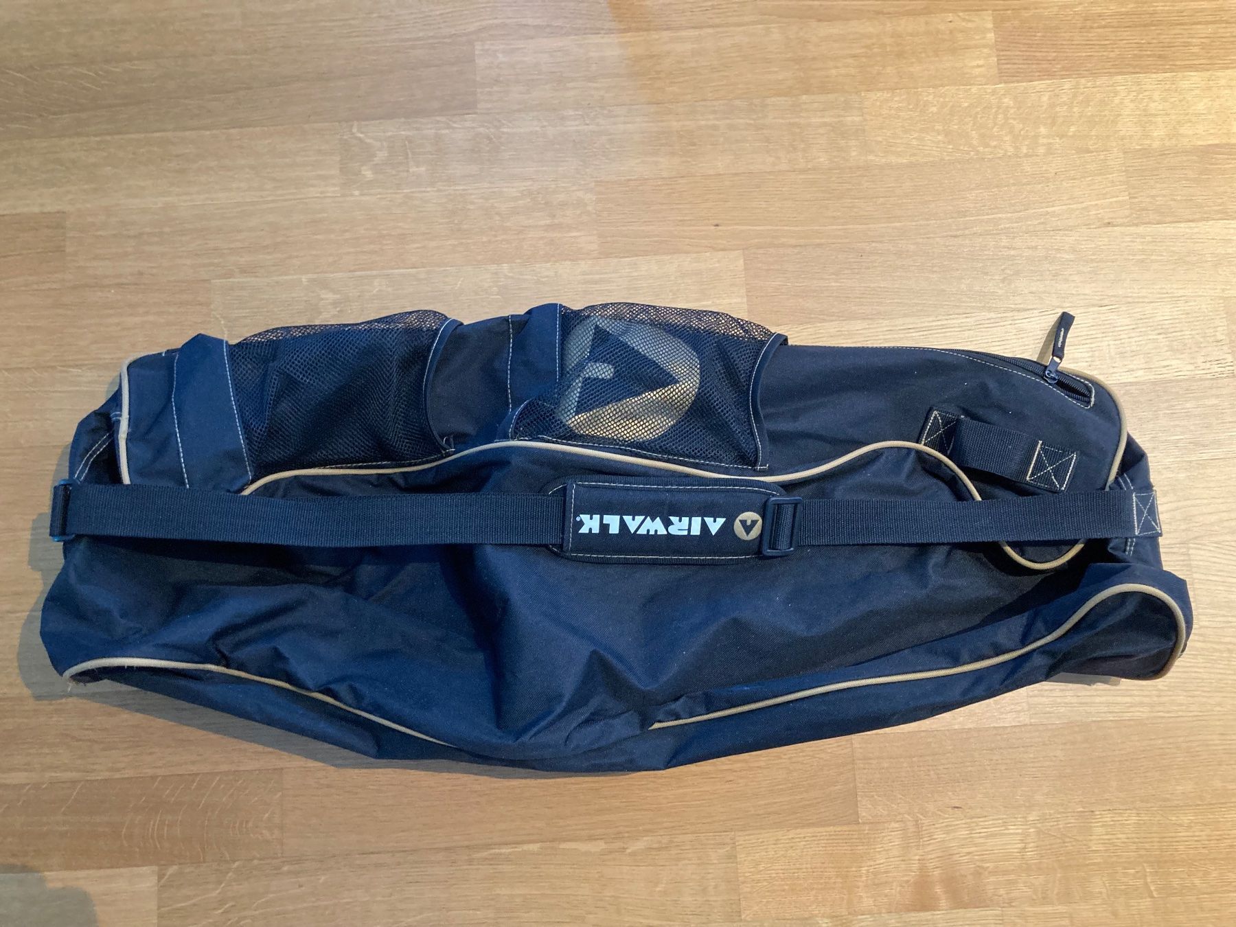 Borse: Airwalk Kickboard / E-Scooter Tasche – Usato da Jonen venduto da Sevenb 1