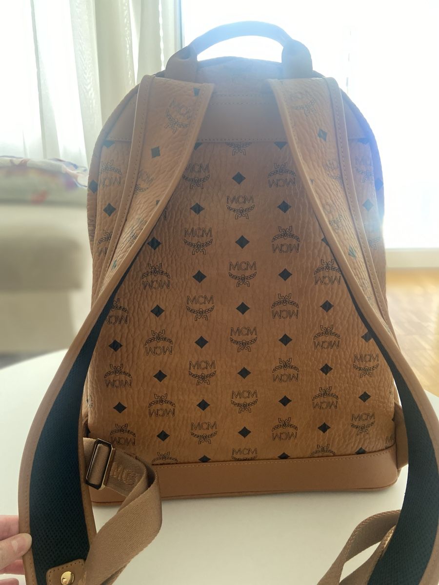 Mcm Zaini: MCM Rucksack mit Nieten, camel – Nuovo (secondo la descrizione) da Zürich venduto da Honeymoon_ 3