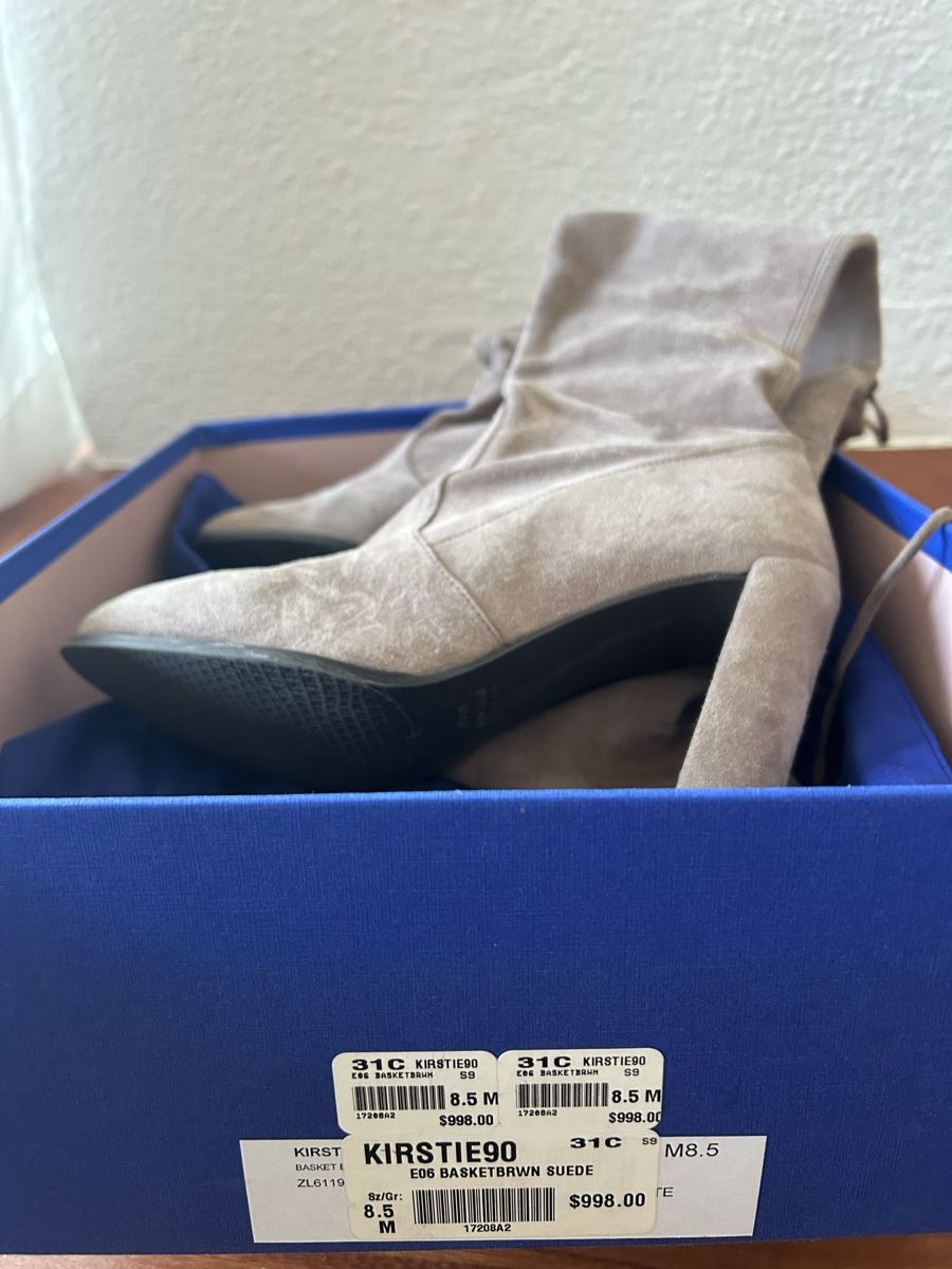 Stuart Weitzman Damenschuhe: Stuart Weitzman Overknee Stiefel, Wildleder, Gr. 39 – Neu (gemäss Beschreibung) aus Oberrieden von Mlew 3