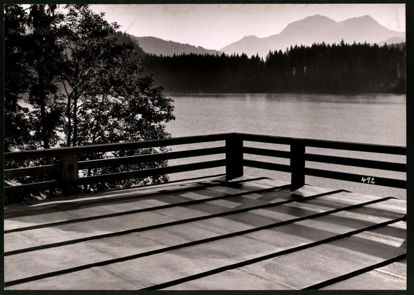 Fotografie & Manifesti: Fotografie Ruth Hallensleben, Ort unbeka – Usato da Berlin venduto da bartko-reher