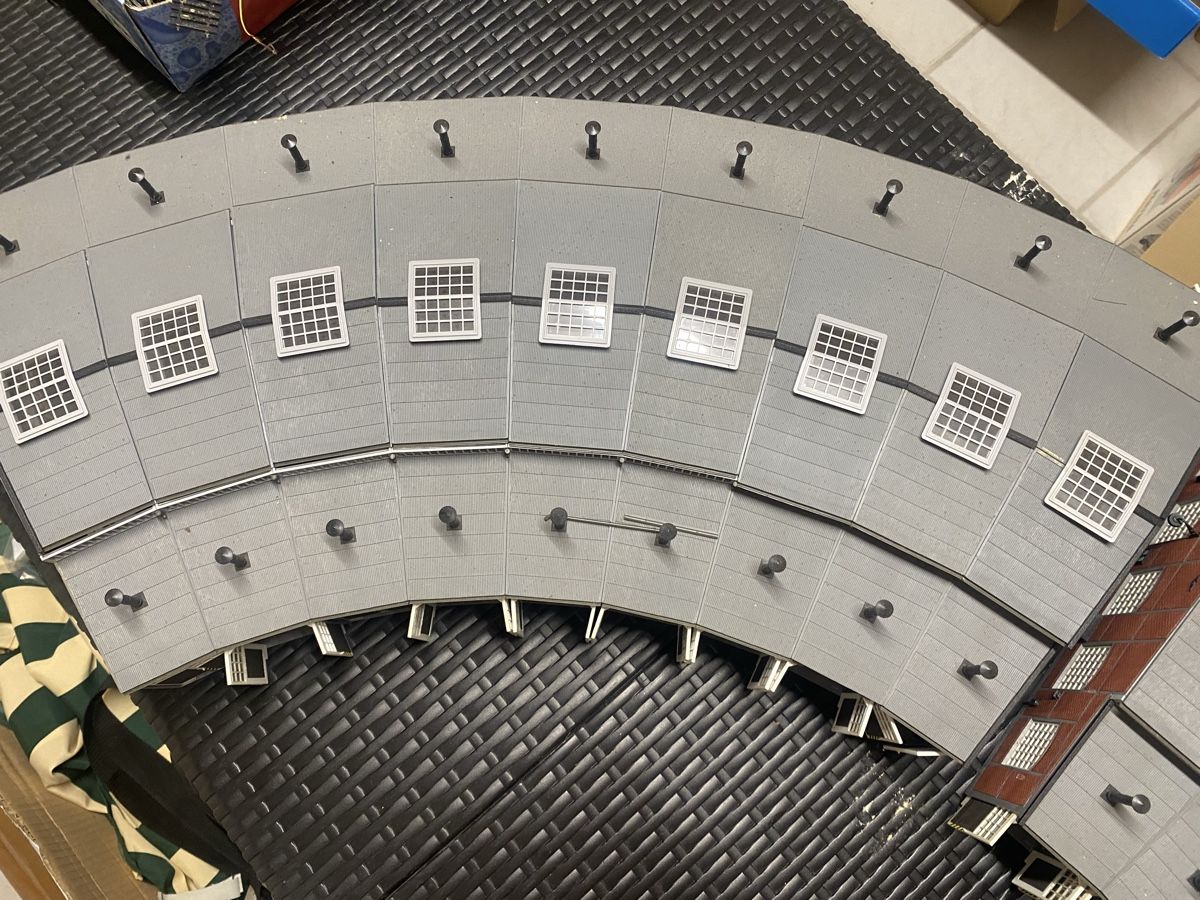 Faller Modelleisenbahnen: Ringlokschuppen H0 – Gebraucht aus Pratteln von Meydan01 5