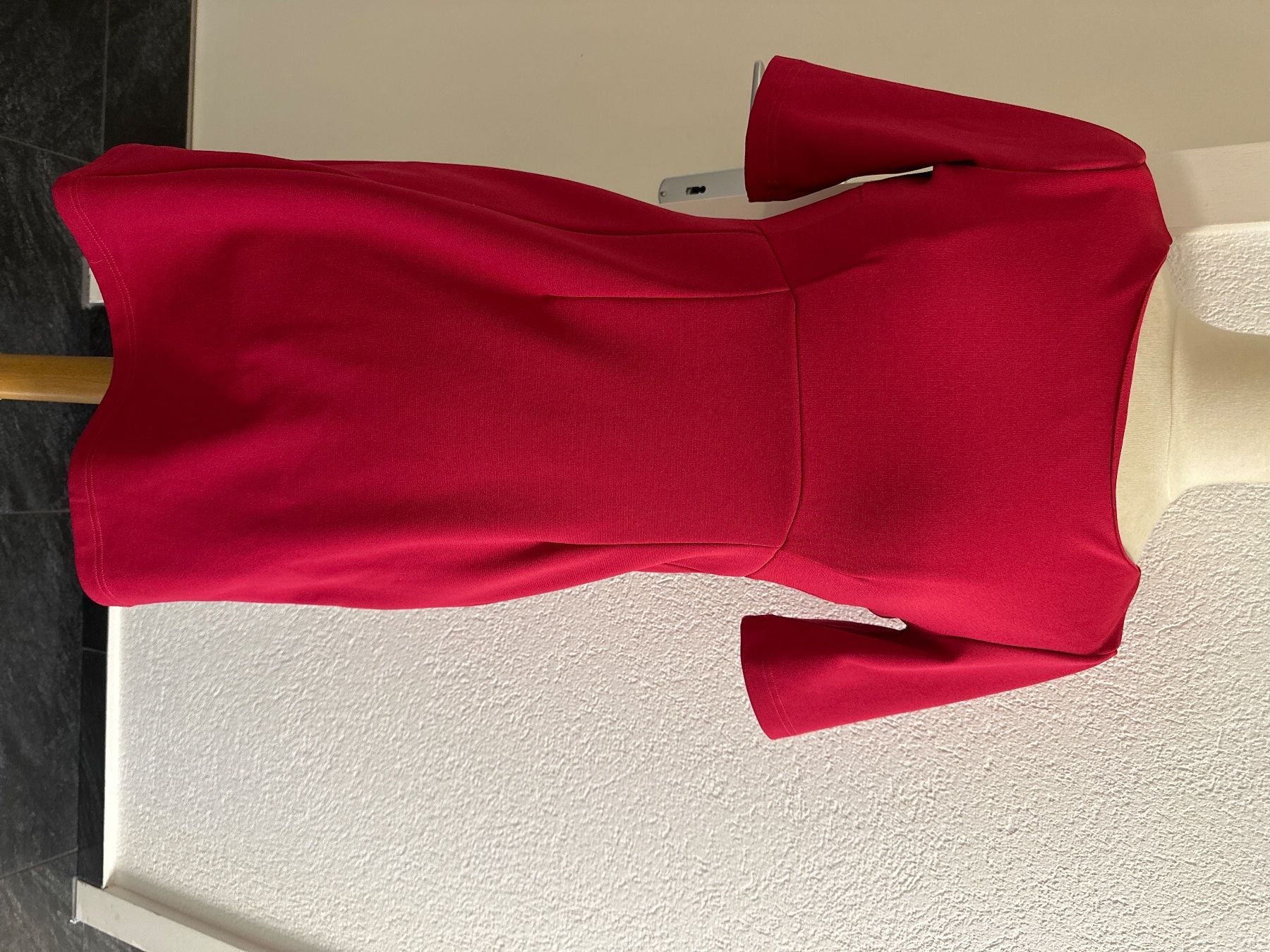 Kleider: Business Kleid fuchsia S/M stretch – Gebraucht aus Däniken SO von NBdesign 1