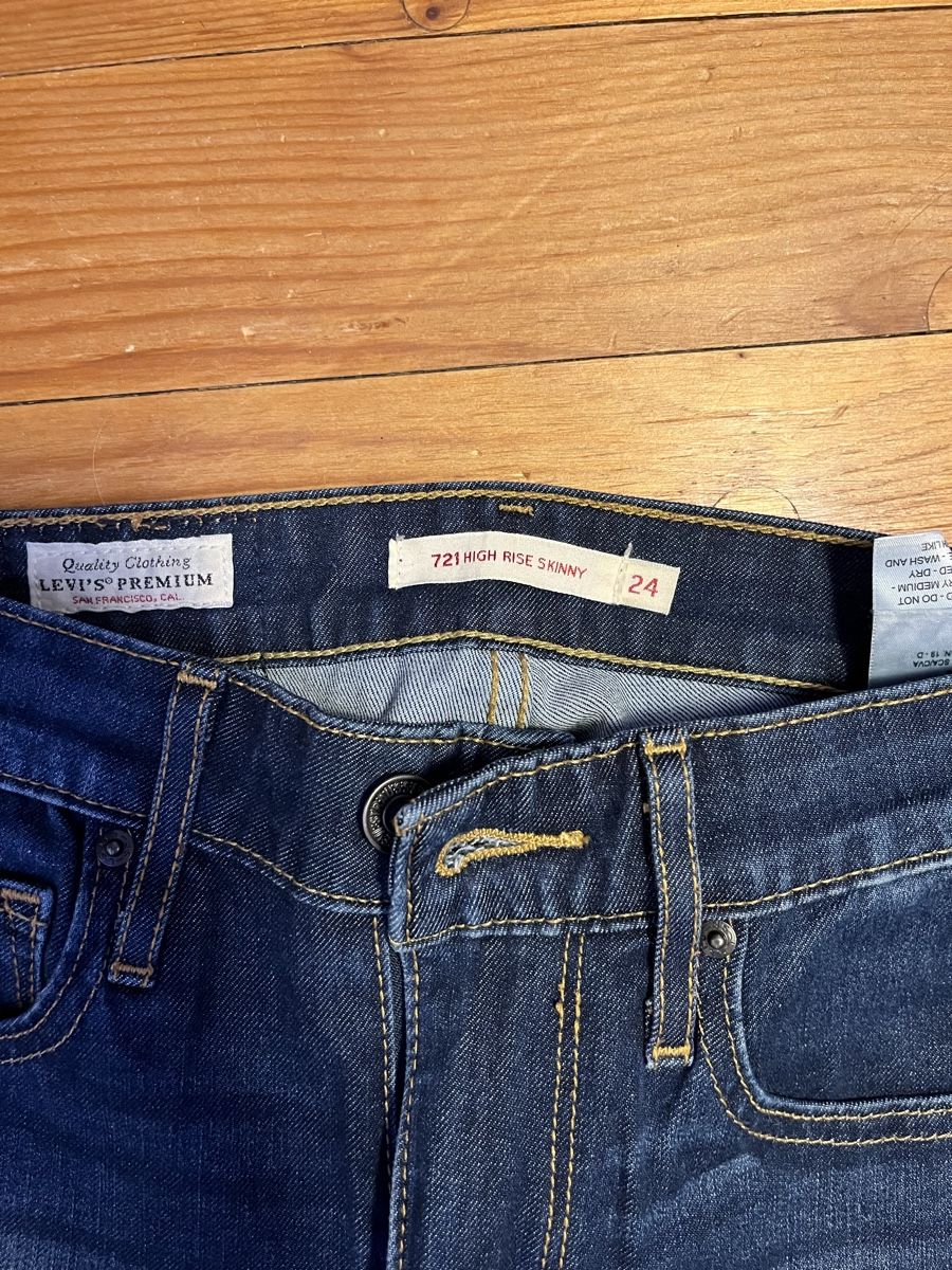 Levi's Jeans: Levi‘s Jeans – Usato da Winterthur venduto da Milly_z9 3