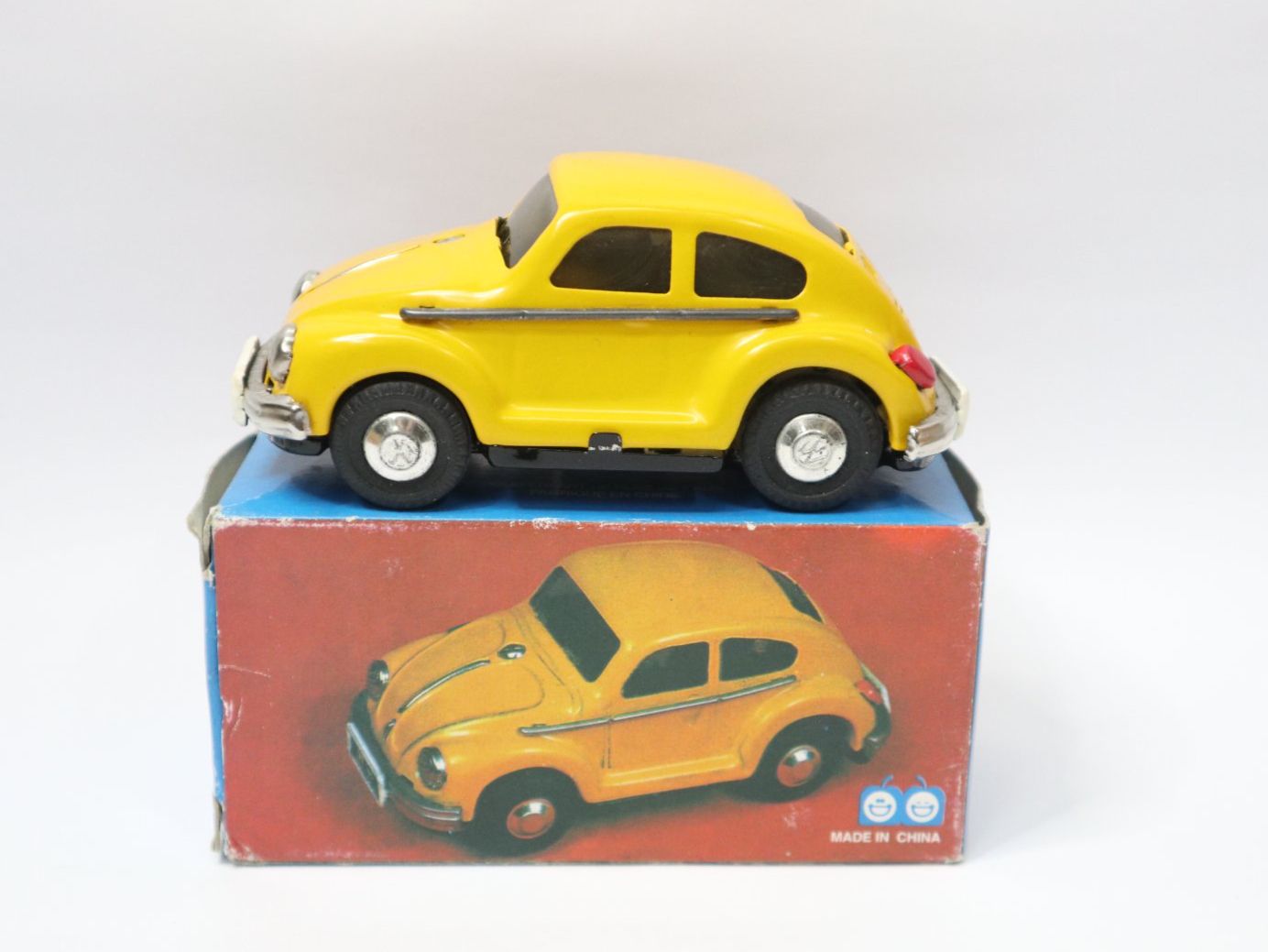 Spielzeuge: Blechauto VW Käfer Schwungradantrieb – Neu (gemäss Beschreibung) aus Eschenbach SG von Astalavista