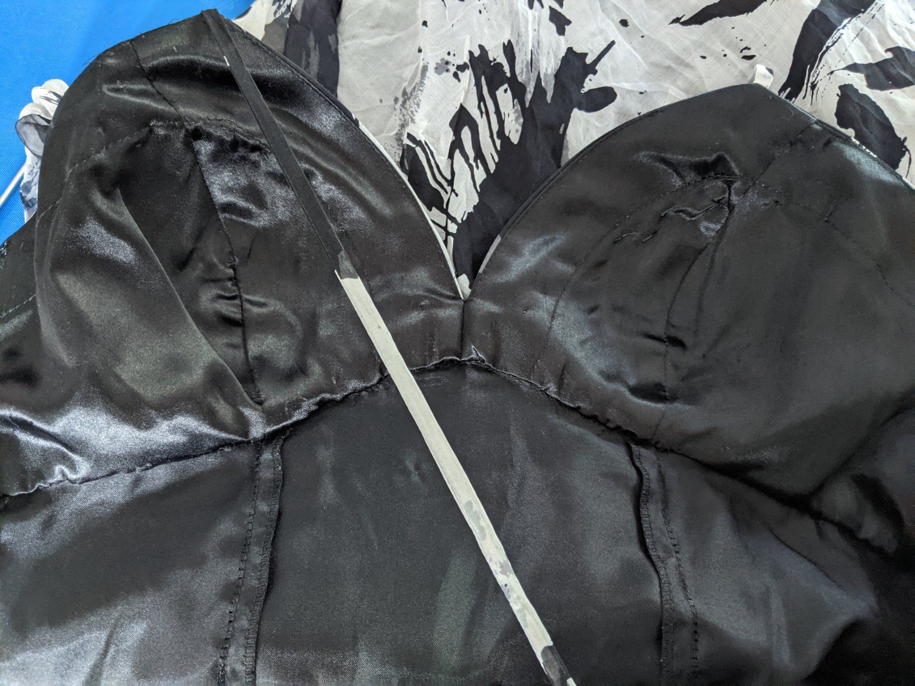 Kleider: Traumhafte SEIDE Sommer Cocktailkleid Gr 8 – Gebraucht aus Langnau am Albis von Judithsebi 8