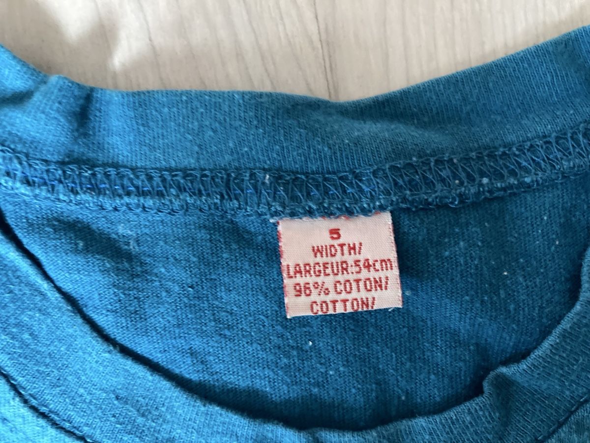 Camicie, T-shirt & Polo: T-shirt 110 – Usato da Amden venduto da Karplusan 2