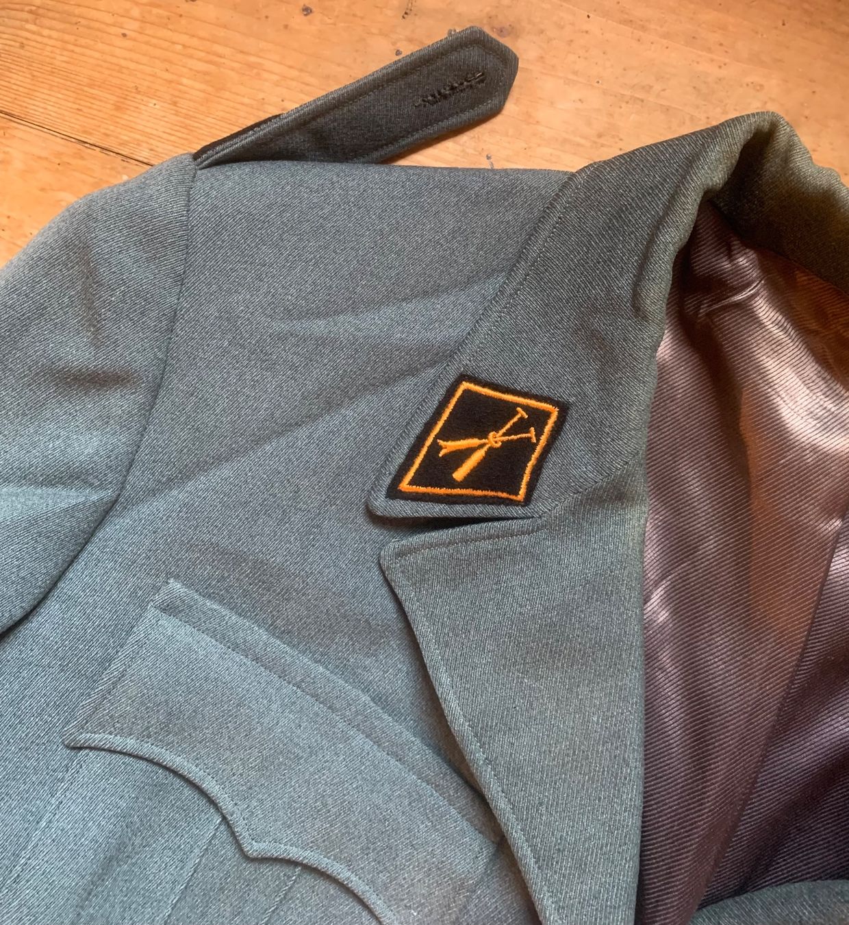 Schweizer Armee Uniformi: Uniformjacke eines Pontoniers der CH Armee – Usato da Goldingen venduto da Bergler012 6