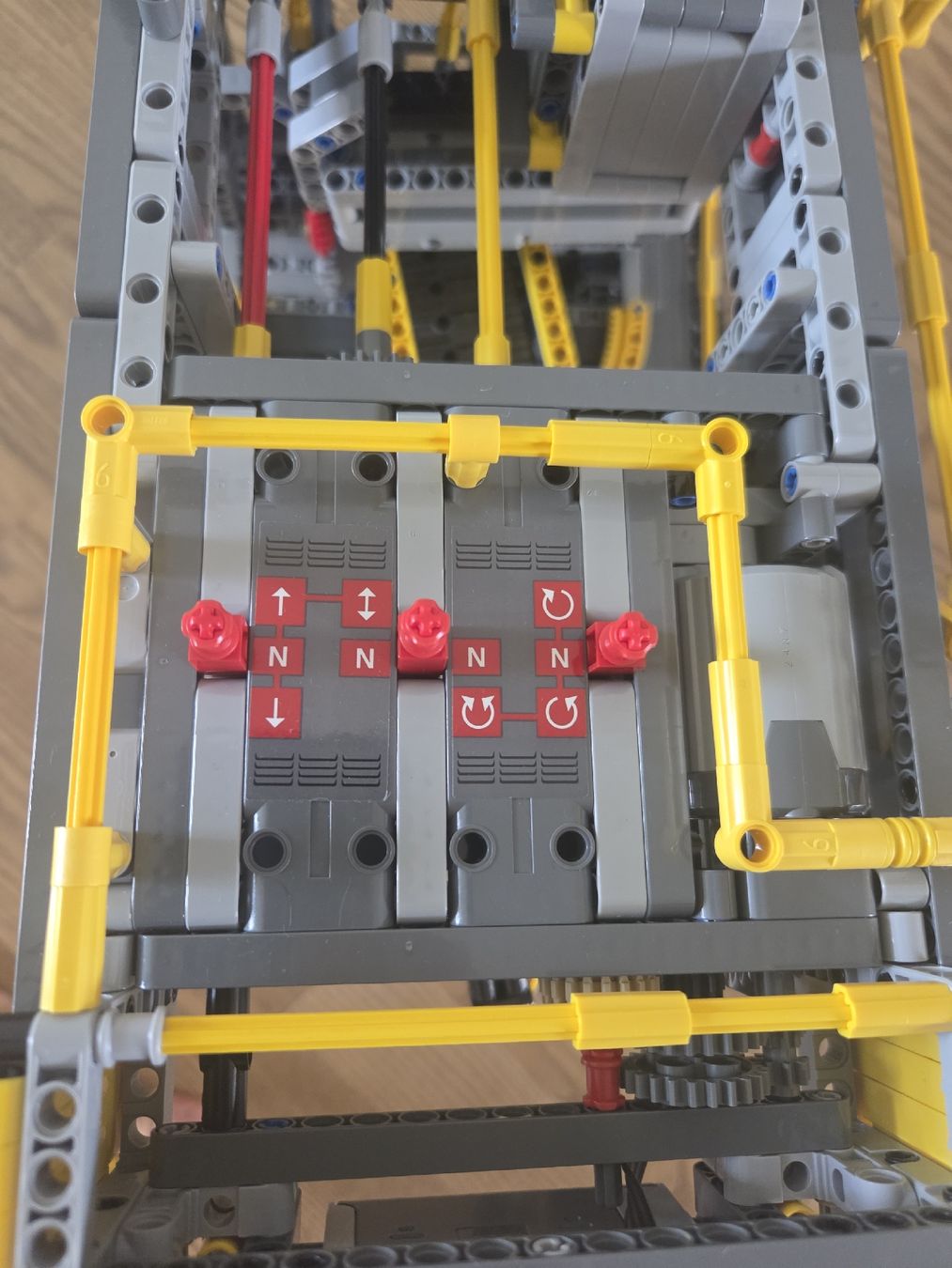 Lego Baukästen: LEGO Technic - Schaufelradbagger 42055 – Gebraucht aus Ebikon von severin.froehlich 6