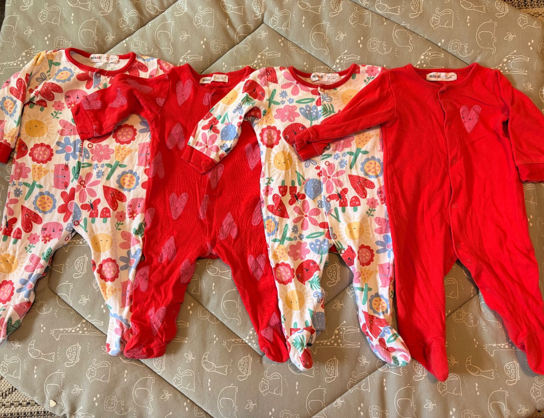 Vestiti & Gonne: Baby Mädchen Kleidung – Usato da Wolfwil venduto da kar_dg85 7