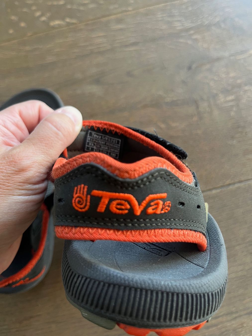 Teva Schuhe für Jungen: Teva sandales taille 31 – Gebraucht aus Develier von lili_1 2