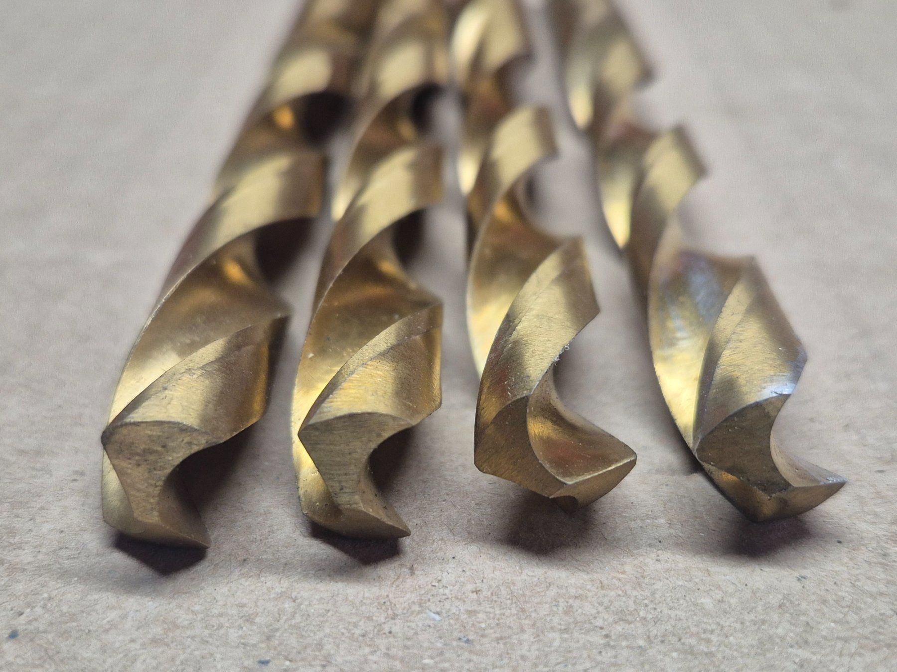 Tutti gli attrezzi: 4x 11.8mm HSS Bohrer – Nuovo (secondo la descrizione) da Bigenthal venduto da fugo 1