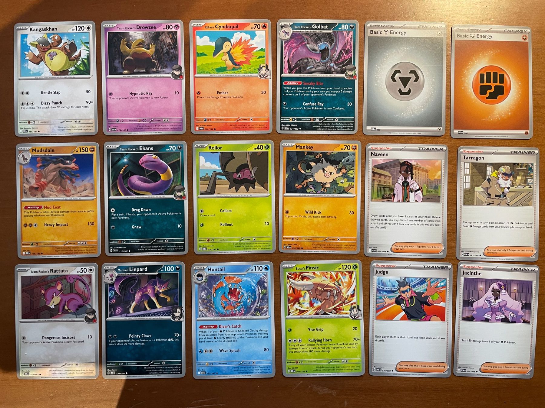 Pokémon Carte collezionabili: Pokemon Karten Set (Versand gratis) – Nuovo (secondo la descrizione) da Chur venduto da Angerson