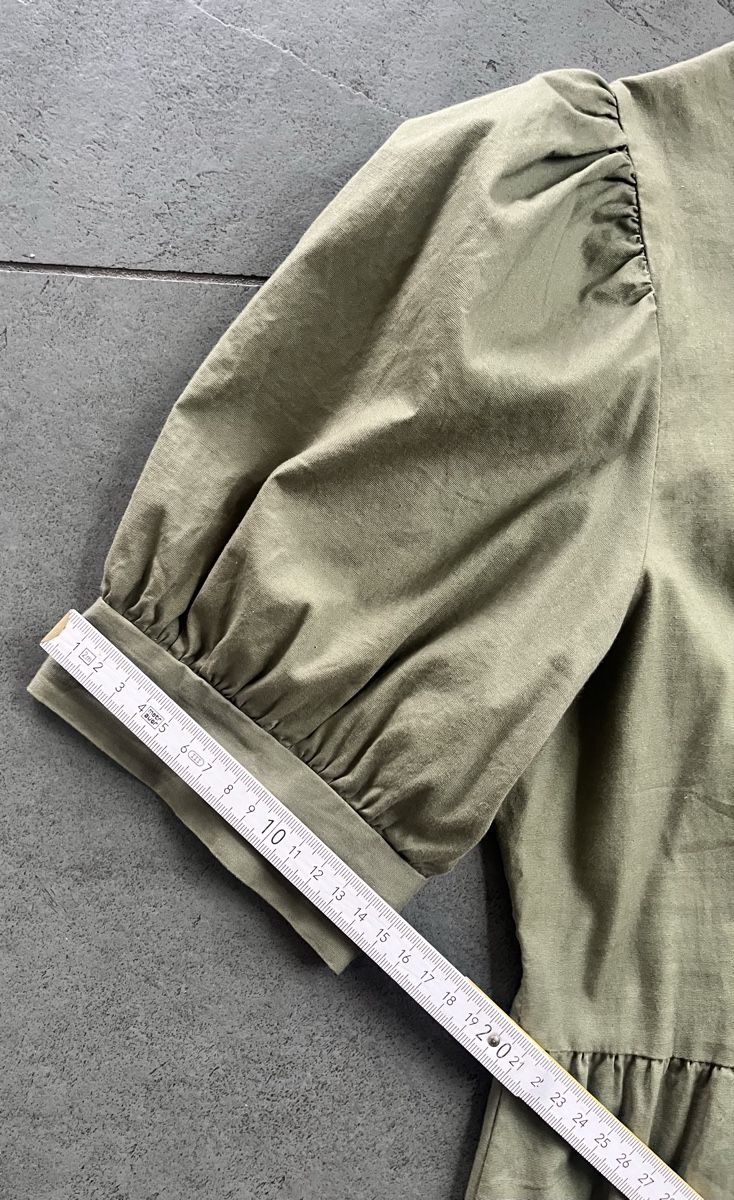 Robes: Kleid – D'occasion à Eschen par regino 4