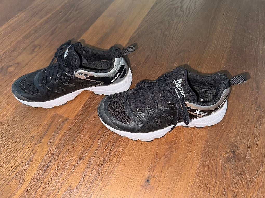 Scarpe da donna: Herno Schuhe/Sneakers schwarz – Usato da Altendorf venduto da Ga04 1