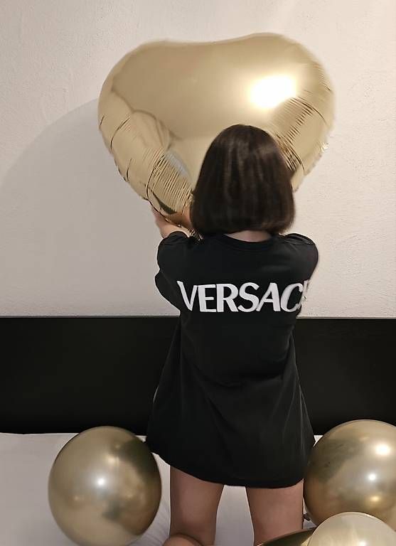 T-shirts: T-shirt VERSACE – D'occasion à Rüti ZH par sor_c27g 1