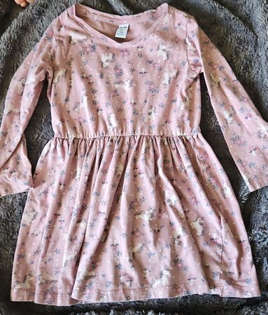 Mädchen Kleid Gr. 110 Einhorn Muster - zum austragen