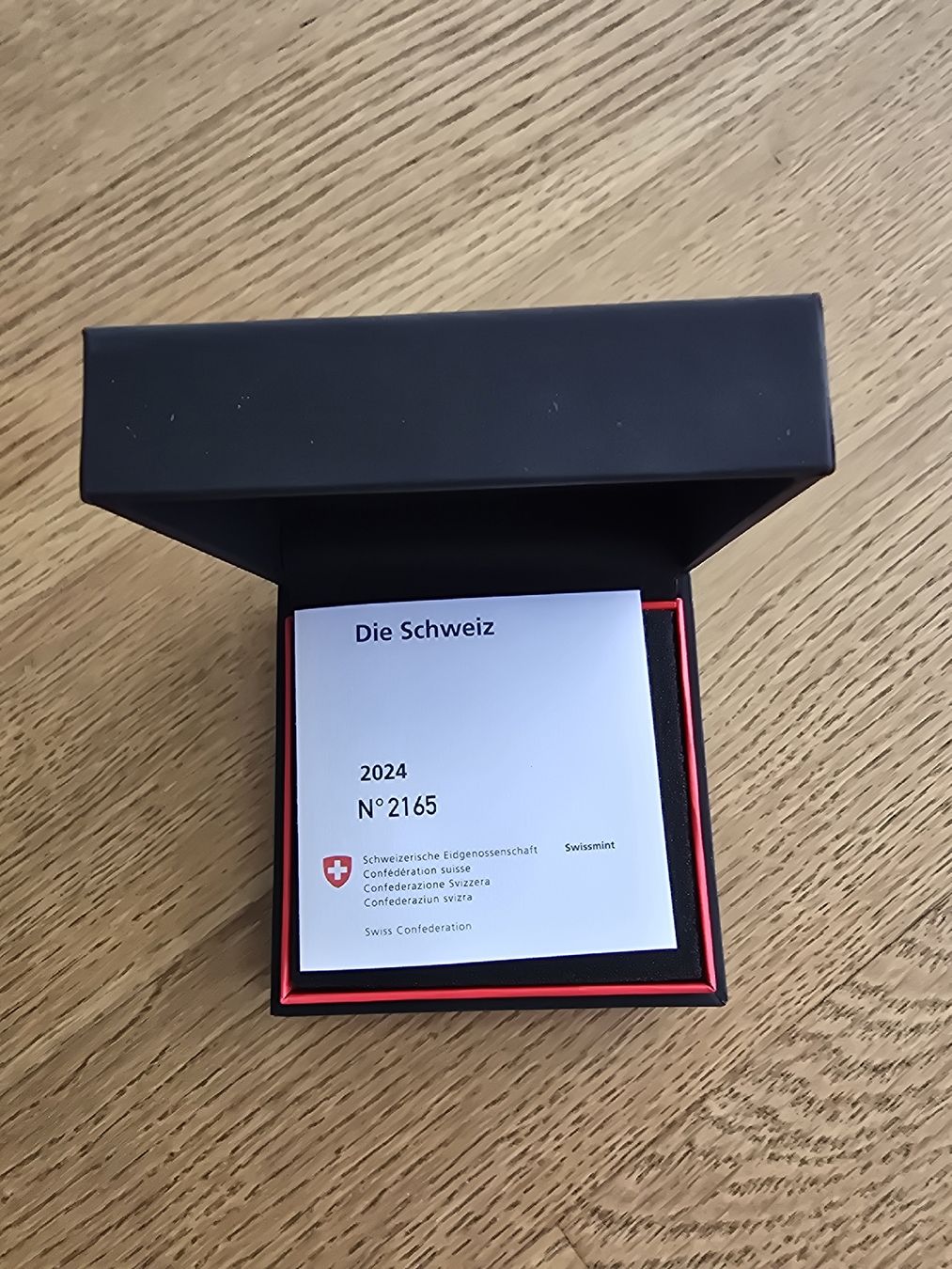 Tutti le monete: Swissmint Die Schweiz - Flan bruni – Nuovo e nell'imballaggio originale da La Tour-de-Peilz venduto da zugM 3