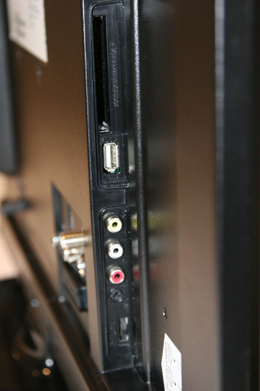 Telefunken Televisori: Telefunken LCD Fernseher 24" mit eingebautem DVD-Player – Usato da Büren an der Aare venduto da Sabinem71 6