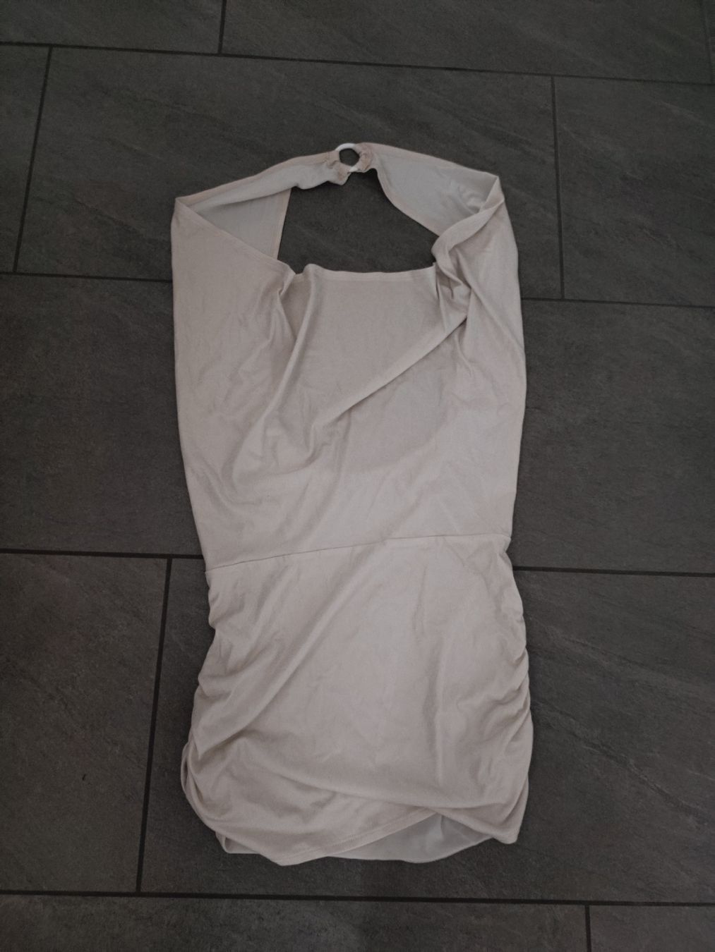 Vestiti: Minikleid schimmernd mit Wasserfallausschnitt Grösse S/M – Nuovo (secondo la descrizione) da Steinmaur venduto da Cinderella309 2
