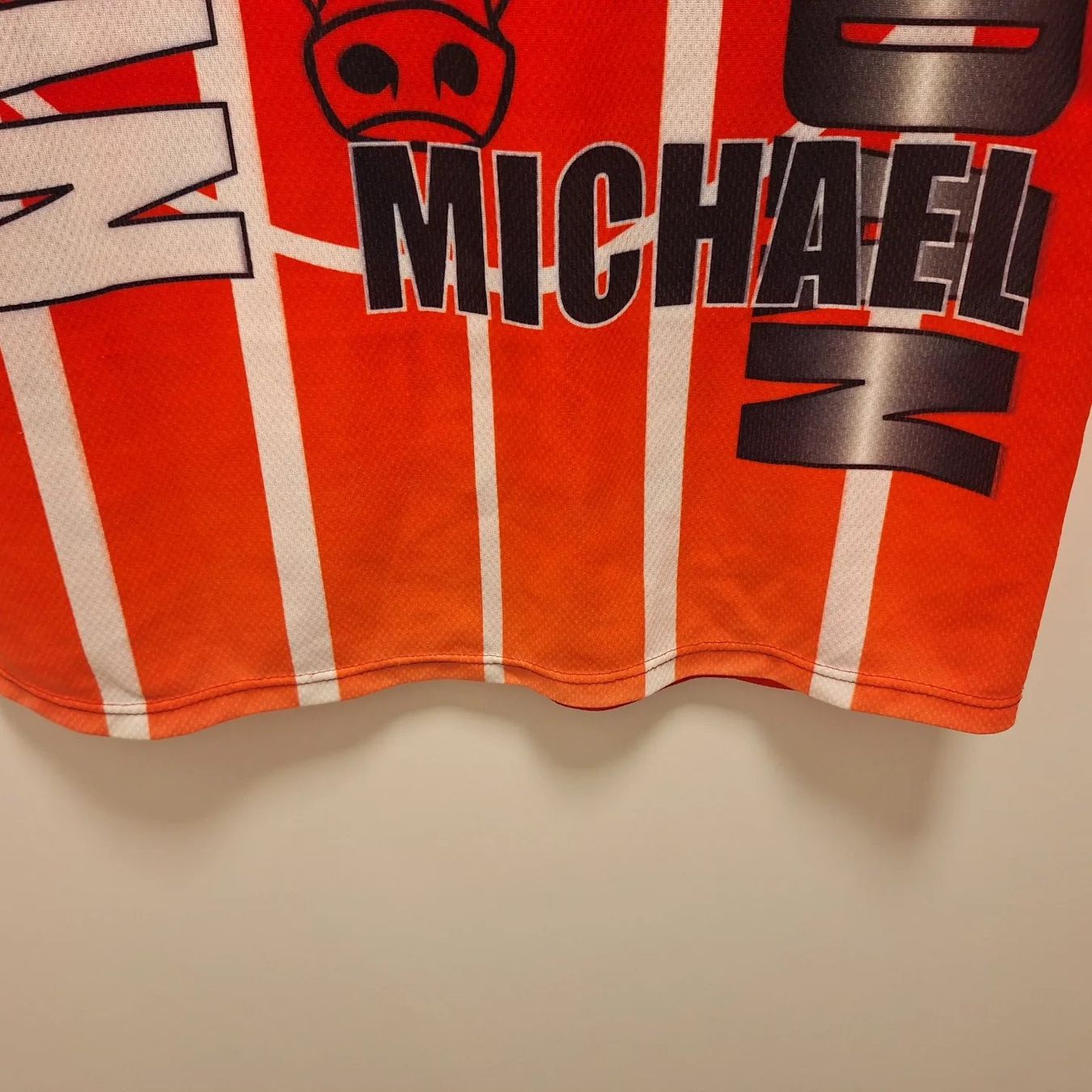 Leibchen & Hosen: CHICAGO BULLS MICHAEL JORDAN TRIBUTE XL – Gebraucht aus Bellinzona von  9