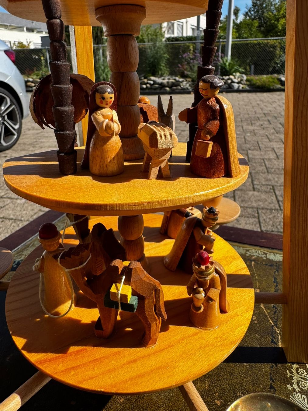 Tutte le decorazioni: Weihnachtspyramide 3-stöckig – Usato da Egg b. Zürich venduto da Brocki_Insel_Egg 3