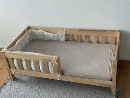 Treetale Kinderbett mit Rausfallschutz inkl Matratze