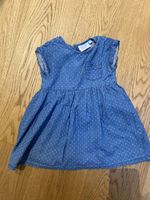 Kleid mit Pünktchen, Grösse 80!