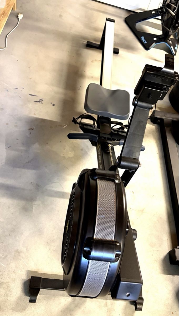 Concept 2 Hometrainer: Concept 2 Model D Rudergerät – Gebraucht aus Zürich von lunakurier 1