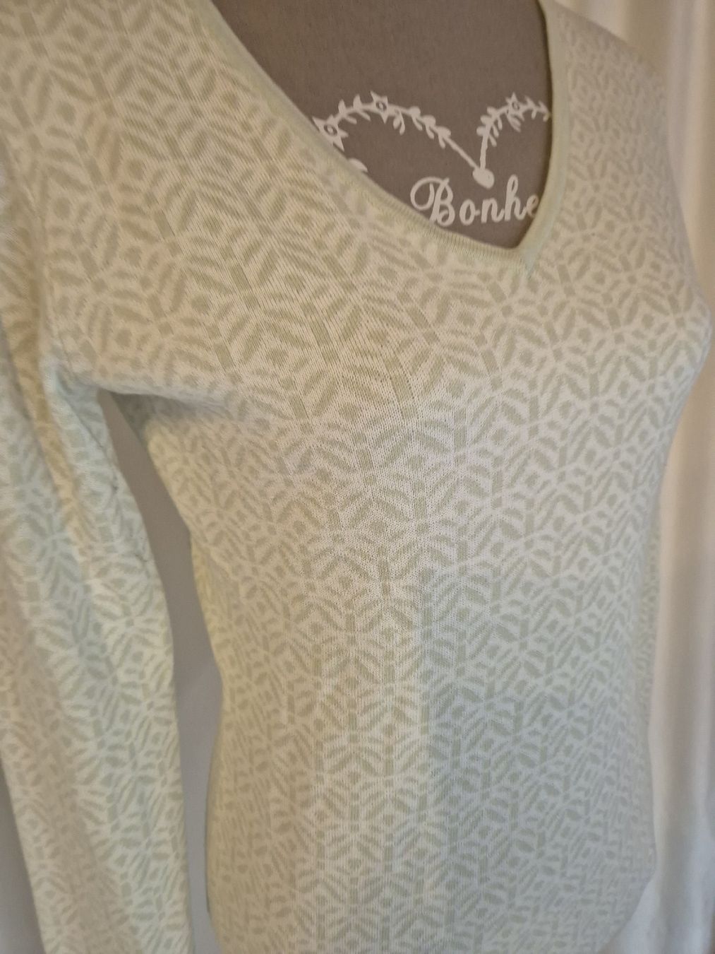 Maglioni & Felpe: Damen Pullover Maxa hellgrün Muster V-Ausschnitt gut – Usato da Zürich venduto da Drago670 1
