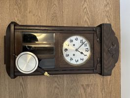 Antike Wanduhr