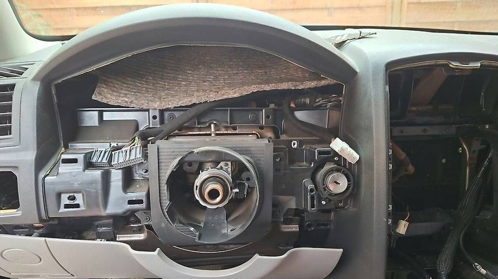 Autos: Chrysler 300c 3,6l – Defekt aus Kallnach von Xx219 3