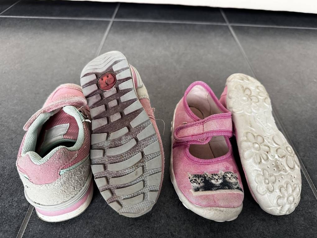 Scarpe per ragazze: Sneaker / Finken Gr. 26 – Usato da Ottenbach venduto da bienemaja010 1