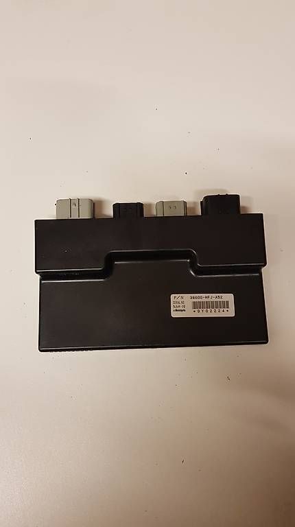 Tutti i ricambio per moto: centralina originale Honda cbr600rr 2007/2013 – Usato da Arogno venduto da Vallembro 1
