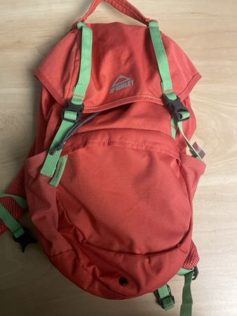 McKinley Active Wander Rucksack, Top Zustand, rot