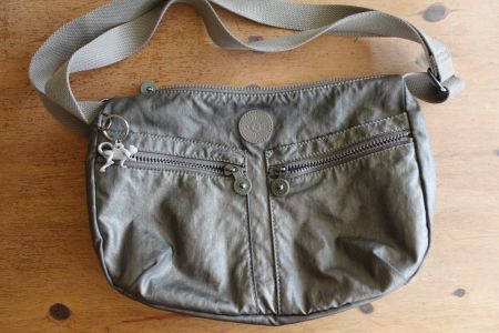 Kipling Tasche gebraucht | Grau