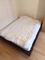 Bett, Matratze, Bettdecke und Kopfkissen zu verkaufen